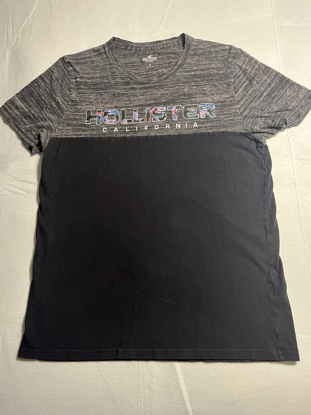 Hollister California Men’s Medium Graphic T-Shirt Gray Black Floral Logo